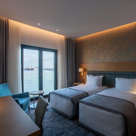Holiday Inn Istanbul - Tuzla Bay By Ihg Exteriör bild