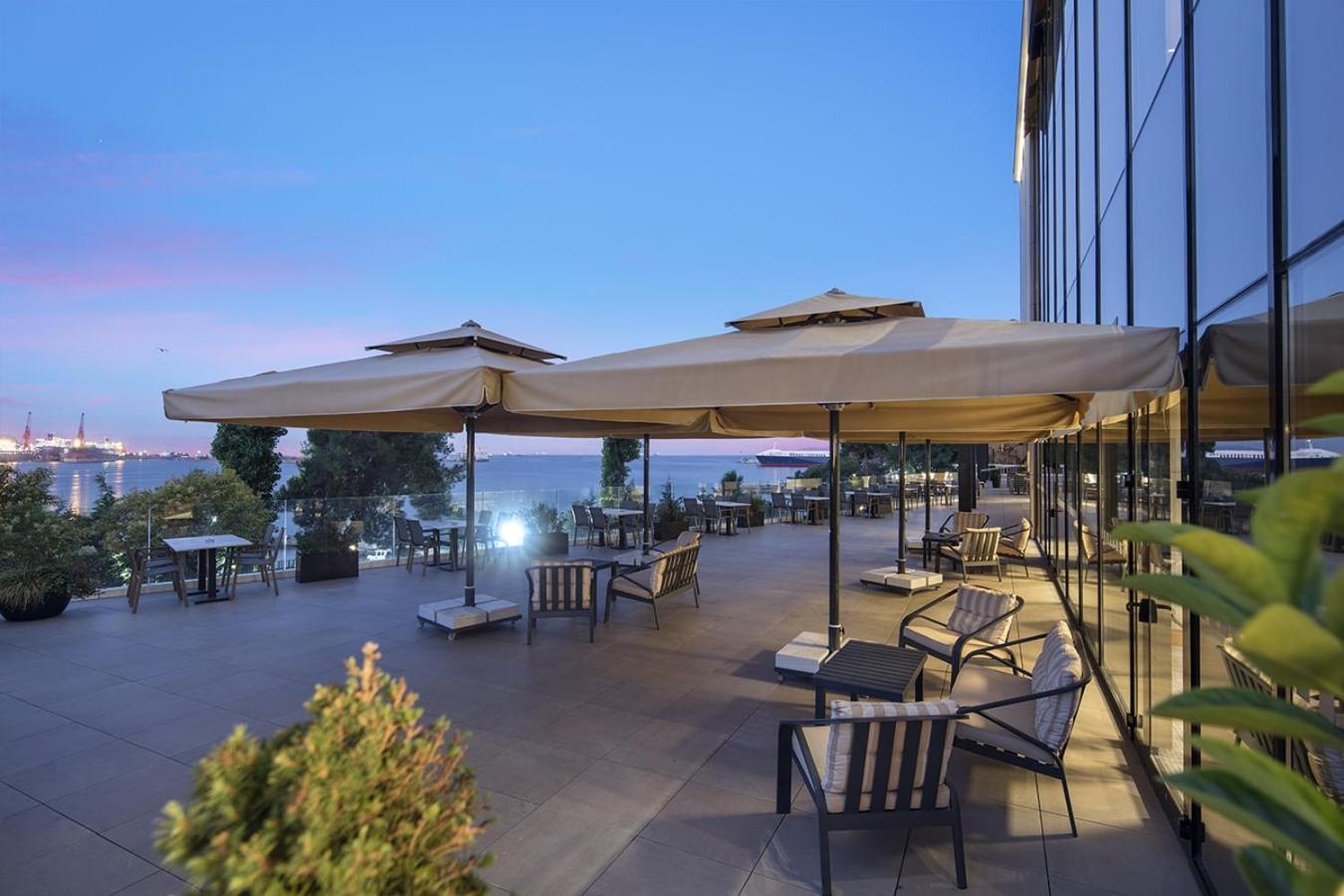 Holiday Inn Istanbul - Tuzla Bay By Ihg Exteriör bild