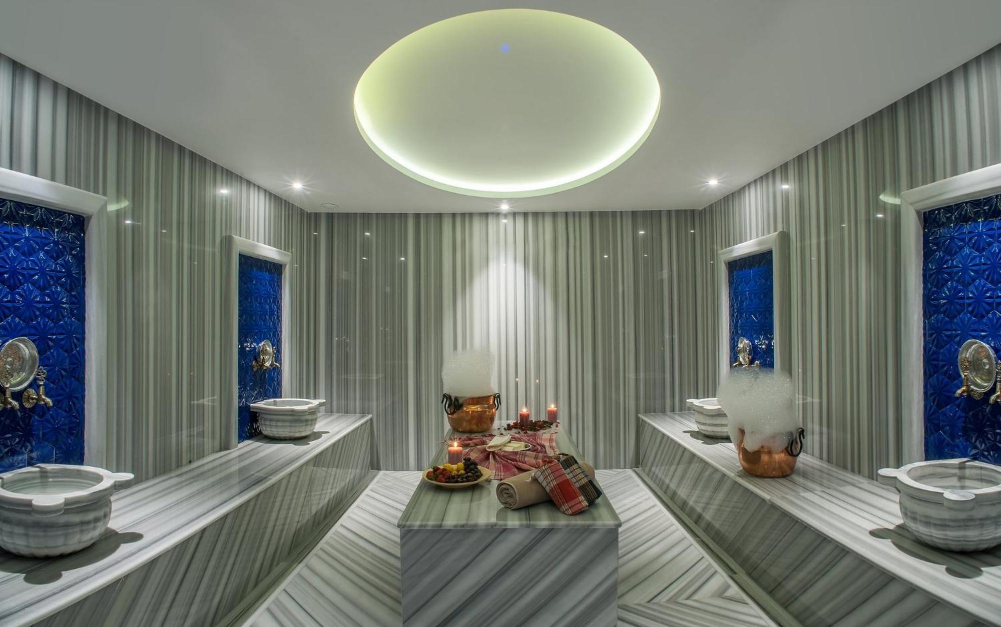 Holiday Inn Istanbul - Tuzla Bay By Ihg Exteriör bild