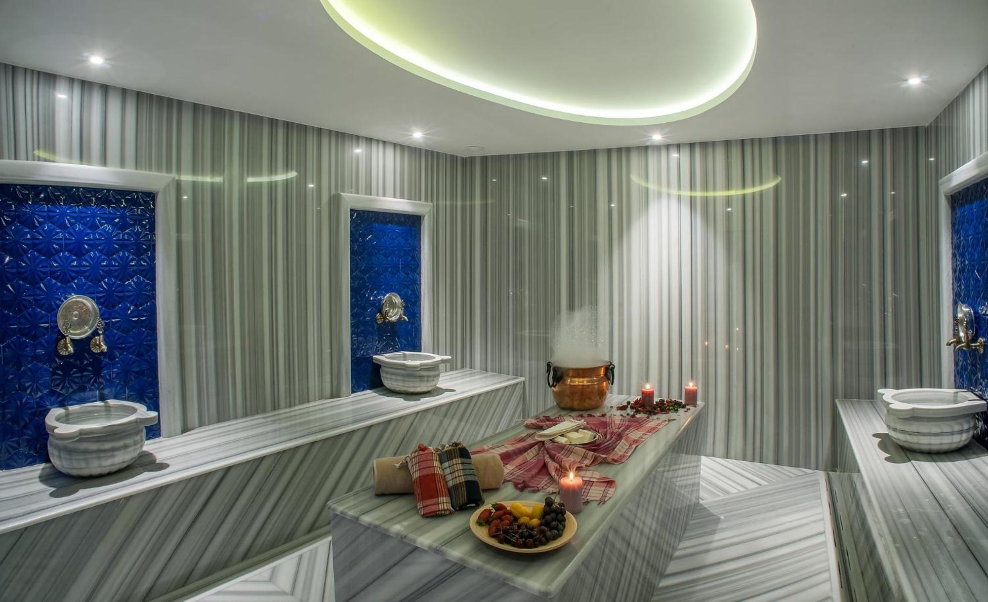 Holiday Inn Istanbul - Tuzla Bay By Ihg Exteriör bild